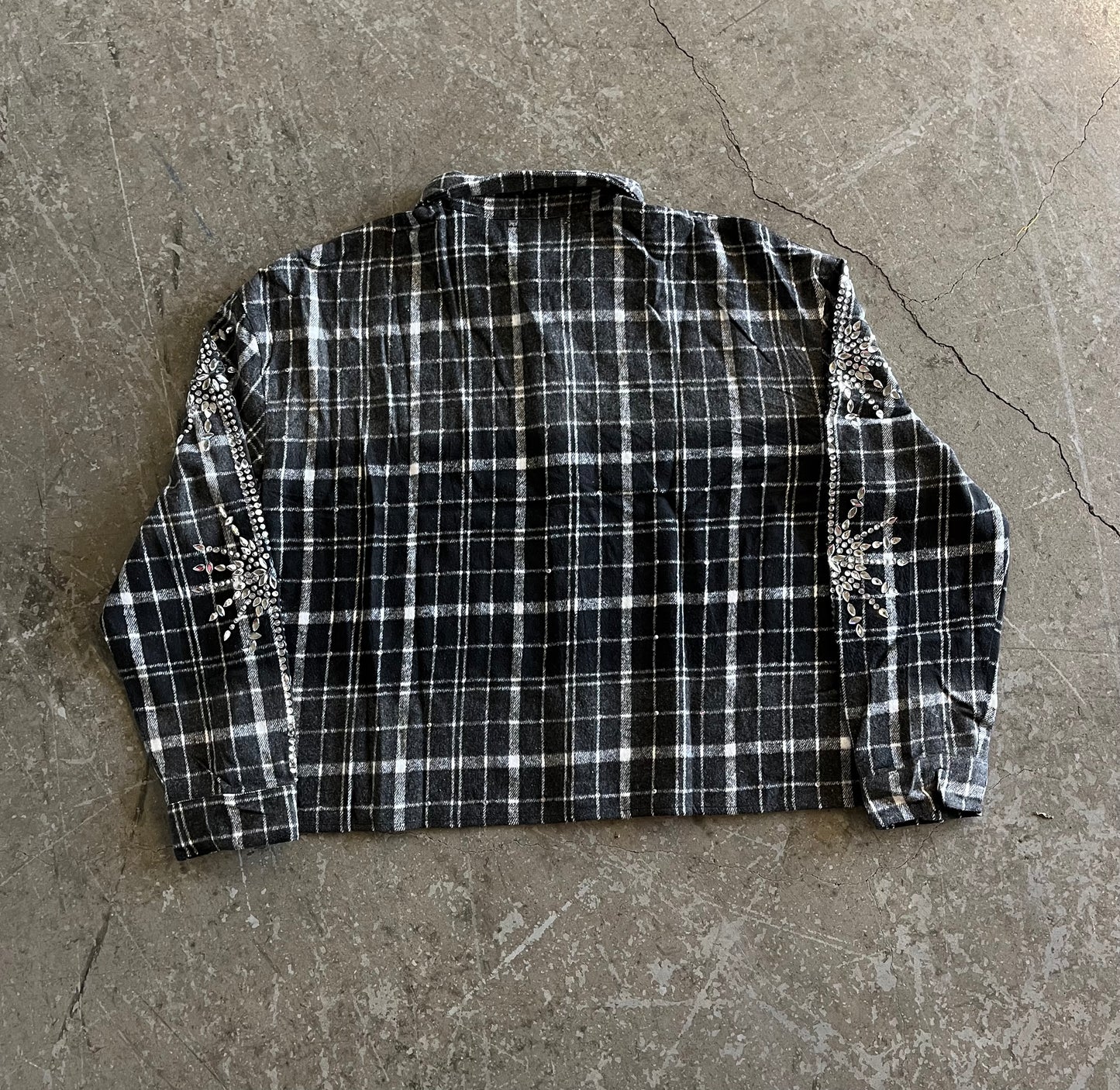 𝕽𝖍𝖎𝖓𝖊𝖘𝖙𝖔𝖓𝖊 Flannel Black